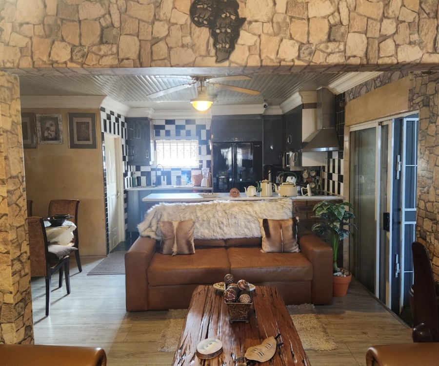 3 Bedroom Property for Sale in Kuyasa Western Cape